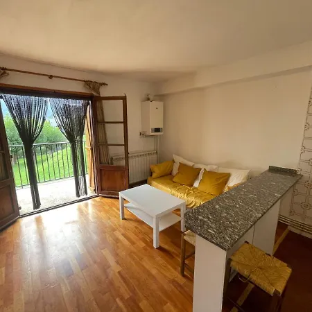 Con Espectacular Terraza エスカリリャ